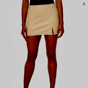 NWT Steve Madden Faux Leather Skorts- Bone- Size 6
